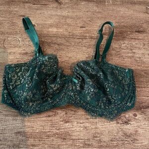 Victoria's Secret Dream Angels Push Up Without Padding Green Lace Bra Size 34DDD